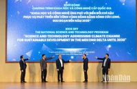 Khởi động chương trình “Khoa học và công nghệ ứng phó với biến đổi khí hậu phục vụ phát triển bền vững vùng đồng bằng sông Cửu Long, giai đoạn đến năm 2030”.