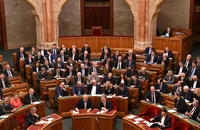 Toàn cảnh một phiên họp Quốc hội Hungary tại Budapest. (Ảnh: AFP/TTXVN)