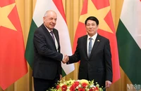 Chủ tịch nước Lương Cường hội đàm với Tổng thống Hungary Sulyok Tamás.
