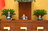 Chủ tịch Quốc hội Trần Thanh Mẫn cùng các Phó Chủ tịch Quốc hội chủ trì và điều hành phiên họp. (Ảnh BÙI GIANG)