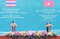 Thủ tướng Phạm Minh Chính và Thủ tướng Thái Lan Paetongtarn Shinawatra công bố Việt Nam và Thái Lan nâng cấp quan hệ lên Đối tác chiến lược toàn diện, ngày 16/5/2025. (Ảnh: TTXVN)