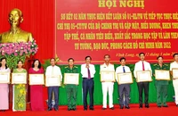 Lãnh đạo tỉnh Vĩnh Long khen tặng tập thể và cá nhân được tuyên dương trong học và làm theo Bác.