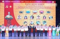 Các tập thể, cá nhân được tuyên dương.