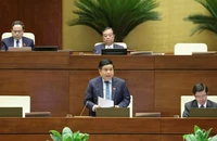 Phó Thủ tướng Nguyễn Chí Dũng phát biểu giải trình, làm rõ một số vấn đề đại biểu nêu. (Ảnh: NHẬT BẮC)