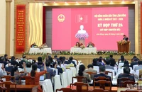 Các đại biểu Hội đồng nhân dân tỉnh Lâm Đồng biểu quyết thông qua nhiều nghị quyết quan trọng tại kỳ họp.