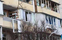 Một tòa nhà bị phá hủy trong một vụ tấn công tên lửa ở Kiev, Ukraine. (Ảnh: Tân Hoa xã)