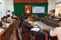 Đại diện hai đoàn công tác của tỉnh Thừa Thiên Huế và Salavan dự lễ ký kết