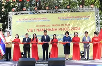 Lễ cắt băng khai mạc Triển lãm ảnh “Việt Nam hạnh phúc - Happy Vietnam” năm 2024 tại thủ đô Bangkok, Thái Lan.