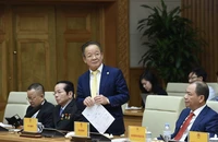 Nhà sáng lập, Chủ tịch Ủy ban Chiến lược Tập đoàn T&T phát biểu ý kiến tại hội nghị. (Ảnh: TRẦN HẢI)