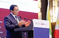 Thủ tướng Phạm Minh Chính phát biểu ý kiến tại Diễn đàn Lãnh đạo và Đối tác ASEAN. (Ảnh: NHẬT BẮC/VGP)