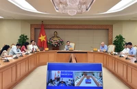 Phó Thủ tướng Trần Lưu Quang chủ trì cuộc họp trực tuyến với thành phố Cần Thơ về dự án đầu tư xây dựng Bệnh viện Ung bướu Cần Thơ. (Ảnh: VGP/Hải Minh)