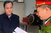 Cơ quan Cảnh sát điều tra công bố các Quyết định và Lệnh đối với Nguyễn Văn Bút. (Ảnh: Công an cung cấp)