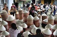 Làng nghề truyền thống nón lá Vĩnh Thịnh, xã Đại Áng, huyện Thanh Trì (Hà Nội)