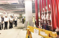 Ban Quản lý Khu kinh tế Hải Phòng kiểm tra tiến độ dự án nhà máy LG Innotek Hải Phòng giai đoạn III tại khu công nghiệp Tràng Duệ.