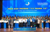 Lễ trao Giải thưởng “15 tháng 10” năm 2024.