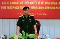 Trung tướng Nguyễn Mạnh Hùng, Bí thư Đảng ủy, Chính ủy Tổng cục Công nghiệp quốc phòng phát biểu tại hội nghị.