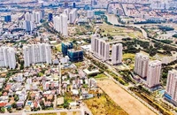 Kiều bào hy vọng khi Luật Đất đai mới đi vào cuộc sống, sẽ tạo cơ hội cho bà con trở về nước đóng góp nhiều hơn cho quê hương. (Ảnh: Vũ Nguyên)
