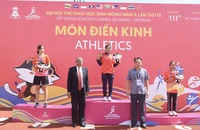 Vận động viên Việt Nam Hoàng Thị Ngọc Anh giành Huy chương Vàng nội dung chạy 3.000m.