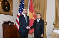 Phó Thủ tướng Chính phủ Hồ Đức Phớc và Đại diện Thương mại Hoa Kỳ Jamieson Greer. (Ảnh: VGP/Trần Mạnh)