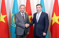 Tổng Bí thư Tô Lâm hội kiến Thủ tướng Kazakhstan Olzhas Bektenov.