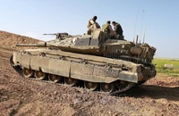 Binh sĩ Israel được triển khai tại khu vực miền nam, giáp giới với Dải Gaza. (Ảnh:THX/TTXVN)