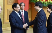 Thủ tướng Phạm Minh Chính tiếp đồng chí Khưu Dũng, Bí thư Đảng ủy Đại học Thanh Hoa, Trung Quốc.