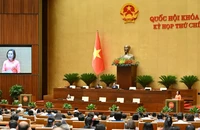 Quốc hội nghe Tờ trình về việc rút ngắn nhiệm kỳ Quốc hội khoá XV và Hội đồng nhân dân các cấp nhiệm kỳ 2021-2026; Tờ trình về ngày bầu cử toàn quốc đối với bầu cử đại biểu Quốc hội khoá XVI và đại biểu Hội đồng nhân dân các cấp nhiệm kỳ 2026-2031. (Ảnh: THUỶ NGUYÊN)