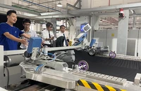 Dây chuyền tự động của Nhà máy dệt nhuộm TOP TEXTILES tại Khu công nghiệp Dệt may Rạng Đông (huyện Nghĩa Hưng, Nam Định).