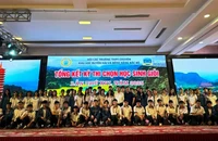 Đoàn học sinh giỏi Trường THPT chuyên Lê Hồng Phong tham gia kỳ thi chọn học sinh giỏi các trường Trung học phổ thông chuyên khu vực Duyên hải và Đồng bằng Bắc Bộ lần thứ XVI, năm 2025. (Ảnh: Trường THPT chuyên Lê Hồng Phong)