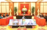 Tổng Bí thư Nguyễn Phú Trọng điện đàm với Chủ tịch Đảng Nhân dân Campuchia, Thủ tướng Chính phủ Vương quốc Campuchia Hun Sen. (Ảnh: TTXVN)