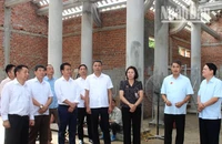 Đoàn đại biểu Quốc hội tỉnh Sơn La kiểm tra công trình tôn tạo, nâng cấp Đền thờ Hai Bà Trưng tại xã Chiềng Khương.