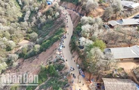 Ngày hội hoa Sơn tra xã Ngọc Chiến, huyện Mường La năm nay thu hút đông đảo du khách, người dân trong và ngoài tỉnh tham dự.