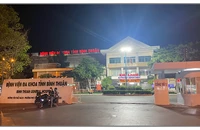 Nhiều trường hợp phải đưa lên bệnh viện để cấp cứu.