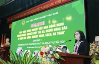 Giám đốc Học viện Nông nghiệp Việt Nam Nguyễn Thị Lan phát biểu khai mạc hội nghị.