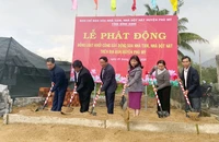 Lãnh đạo tỉnh Bình Định khởi công xây dựng xóa nhà tạm, nhà dột nát tại địa bàn huyện Phù Mỹ.