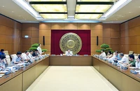 Toàn cảnh buổi làm việc.