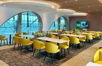 Quý khách hàng sẽ được tận hưởng những đặc quyền dịch vụ cao cấp mang đến những khoảnh khắc trải nghiệm thư giãn tại phòng chờ Vietcombank Priority.