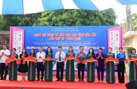 Các đại biểu cắt băng khai mạc Ngày hội Sách và Văn hóa đọc tỉnh Đắk Lắk lần thứ 4 năm 2025.