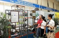 Giới thiệu công nghệ, thiết bị mới tại Techmart quốc tế Việt Nam 2012.