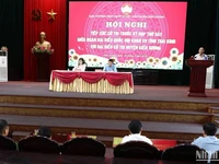 Quang cảnh buổi tiếp xúc cử tri tại tỉnh Thái Bình.