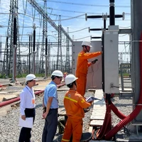 Trạm biến áp 500 kV Phố Nối (Hưng Yên). Ảnh: Phạm Cường