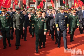 Ngay sau nghi thức tại cột mốc biên giới, đoàn đại biểu Việt Nam đã sang Trung Quốc qua Cửa khẩu Quốc tế Hữu Nghị (Lạng Sơn) để tham gia các chương trình giao lưu song phương.