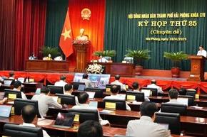 Quang cảnh kỳ họp.