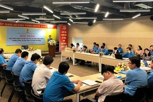 Hội thảo “Các giải pháp nâng cao vai trò của tổ chức Công đoàn trong công tác ATVSLĐ”.