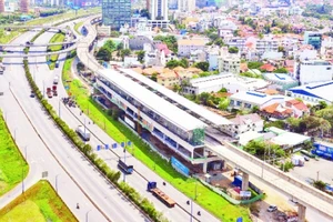 Hầu hết các ga trên cao của tuyến metro Bến Thành - Suối Tiên đã hoàn thiện công tác lợp mái, chuẩn bị đưa vào khai thác vận hành trong năm 2021.