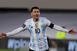 Lionel Messi trở thành cầu thủ Nam Mỹ ghi nhiều bàn thắng nhất cho ĐTQG. (Ảnh: CGTN)