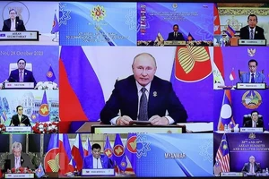 Lãnh đạo các nước ASEAN và Nga tham dự hội nghị theo hình thức trực tuyến. (Ảnh: TTXVN)