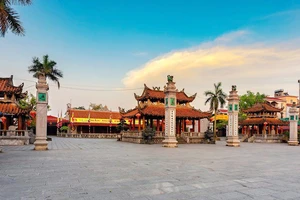 Phủ Chính Tiên Hương tại khu di tích Phủ Dày.