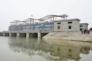 Công trình thủy lợi ngăn mặn, giữ ngọt Âu Kim Đài, huyện Kim Sơn, Ninh Bình.