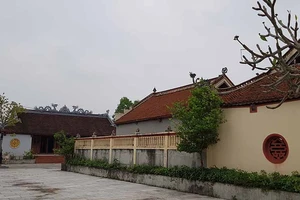 Đền thờ vua Lý Nam Đế tại xã Vạn Xuân, huyện Tam Nông ngày nay.